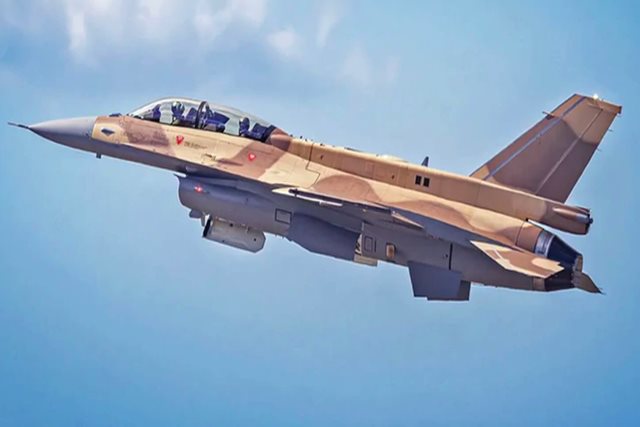 Tiêm kích F-16 Block 72 Mỹ đầu tiên cất cánh